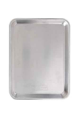 Nordic Ware Bakers Quarter Sheet, 33cm, Silver