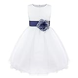 Vestido con falda de 4 capas, las primeras dos capas de malla, una capa de satén y una capa de forro, muy dulce.