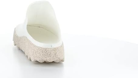 Asportuguesas Women's CLAY126ASP Trendy Round-Toe Shoes | Image 4