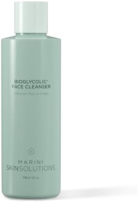 EltaMD Foaming Facial Cleanser Face Wash — texture and fabric close-up