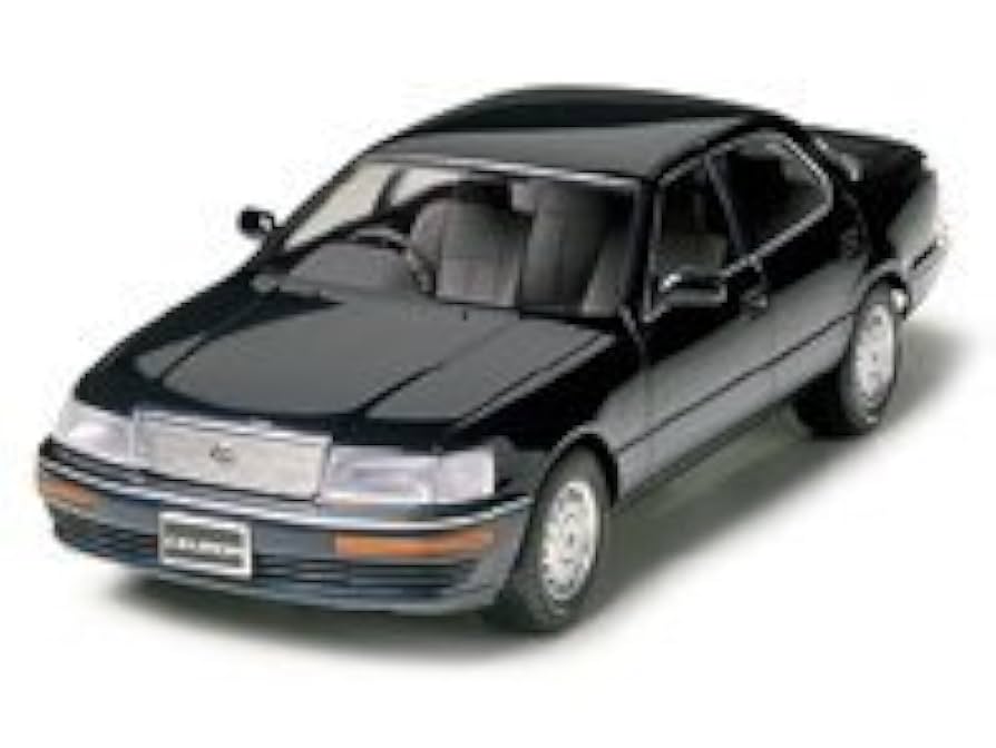トヨタ セダン ラジコンカーセルシオ 送料無料 1/10 トヨタ セルシオ VIPCAR ドリフト ラジコンボディ