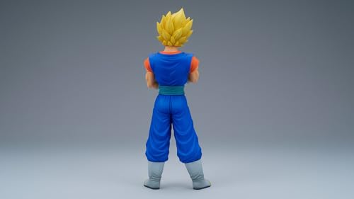 Image of Awestuffs Vegi Super Saiyan Large Action Figure Limited Edition Figure Toy Statue Merchandise for Anime Lovers (33 cm)