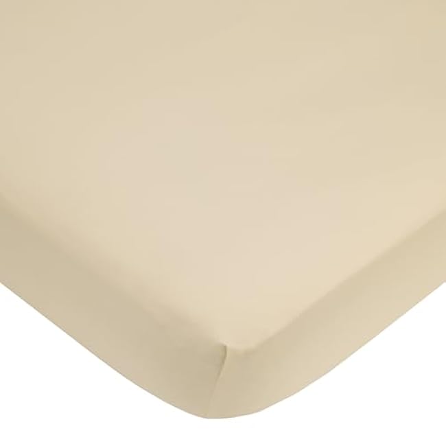 NoJo DreamWorks Kung Fu Panda Dragon Warrior Red and Gold Po and Friends 4 Piece Toddler Bed Set - Comforter, Fitted Bottom Sheet, Flat Top Sheet, and Reversible Pillowcase