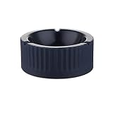 Materiales de alta calidad: material de cerámica, superficie de pintura de látex, impermeable y duradero, resistencia a altas temperaturas, resistencia a la corrosión, el lavado no cambia de color y no se decolora, y se puede reutilizar y no es fácil de dañar. Diseño único: superficie de pintura de silicona, superficie lisa, colocación estable, tres soportes de cigarrillos de arco, fácil de colocar sin caer, diseño de gran capacidad resistente al viento, puede bloquear cenizas volando por todas partes. Fácil de usar: ranuras curvas, superficie lisa, no es fácil de