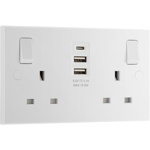 BG Electrical 15W Double Switched Power Wall Plug Socket with Two Type A and Single Type C USB Charging Ports Square Edge Nexus 900 Series White Moulded 13A 922UAAC15