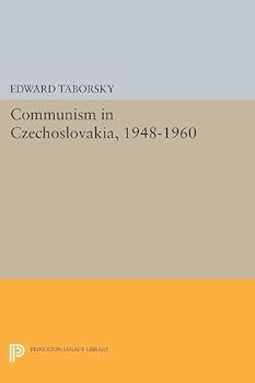 Paperback Communism in Czechoslovakia, 1948-1960 Book
