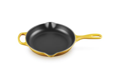 Image of Le Creuset Enameled Cast Iron Signature Round Skillet, 9 inch, Nectar