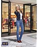 Master Box Plastic Model Building KIT Dangerous Curves Series Kate - I”LL BE Right There Pretty Girl 1/24 24026
