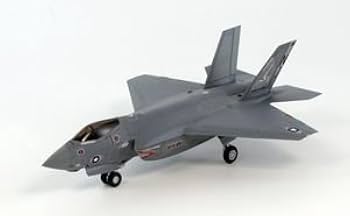 Pit road 1/144 F-35C Lightning II US Navy : Amazon.sg: Toys