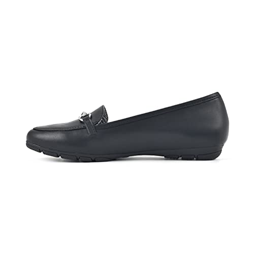 Image of CLIFFS BY WHITE MOUNTAIN Women's Glowing Cushioned Loafer Flat