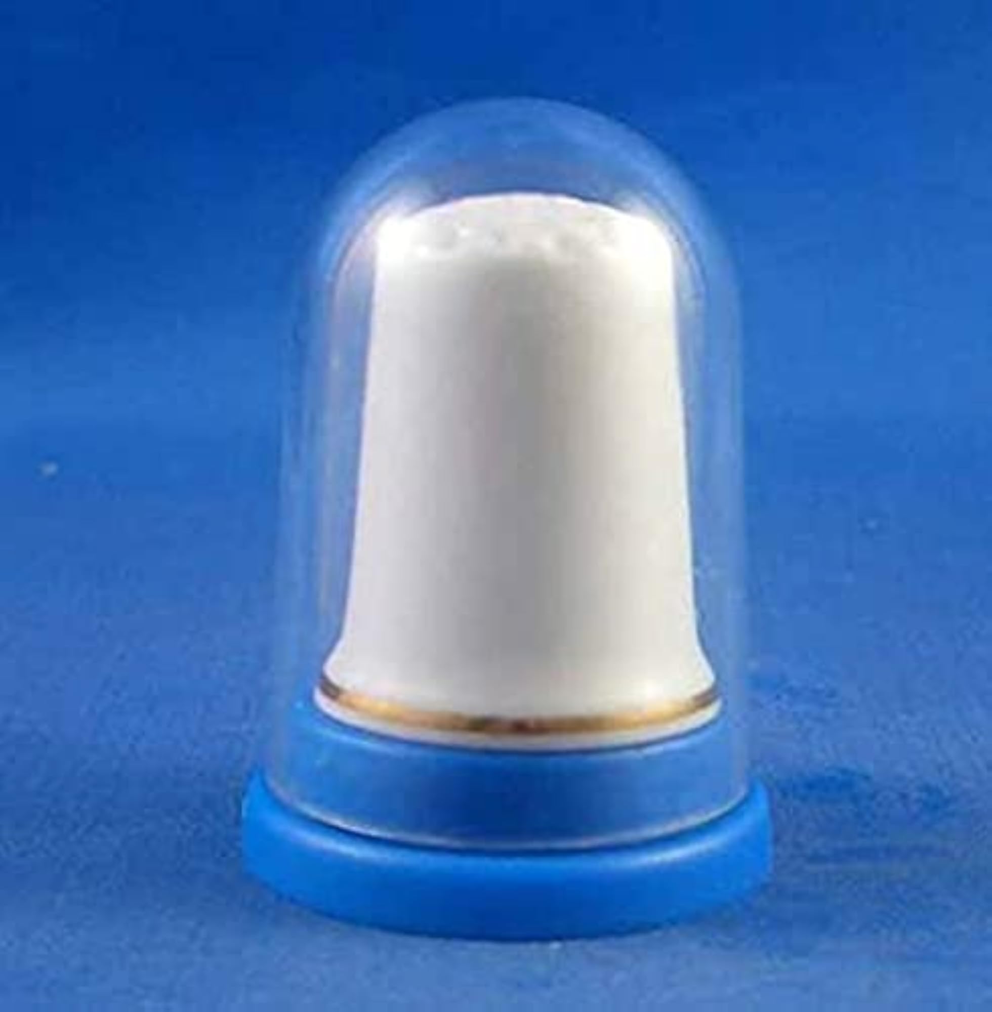Collectable Porcelain Thimble, Temple of Heaven Design