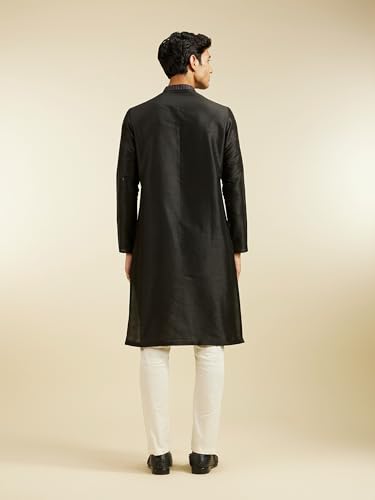 Image of DIWAS by MANYAVAR Men Kurta