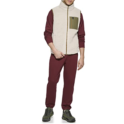 BASS OUTDOOR Men's Coastal Sherpa Vest with Chest Pocket3