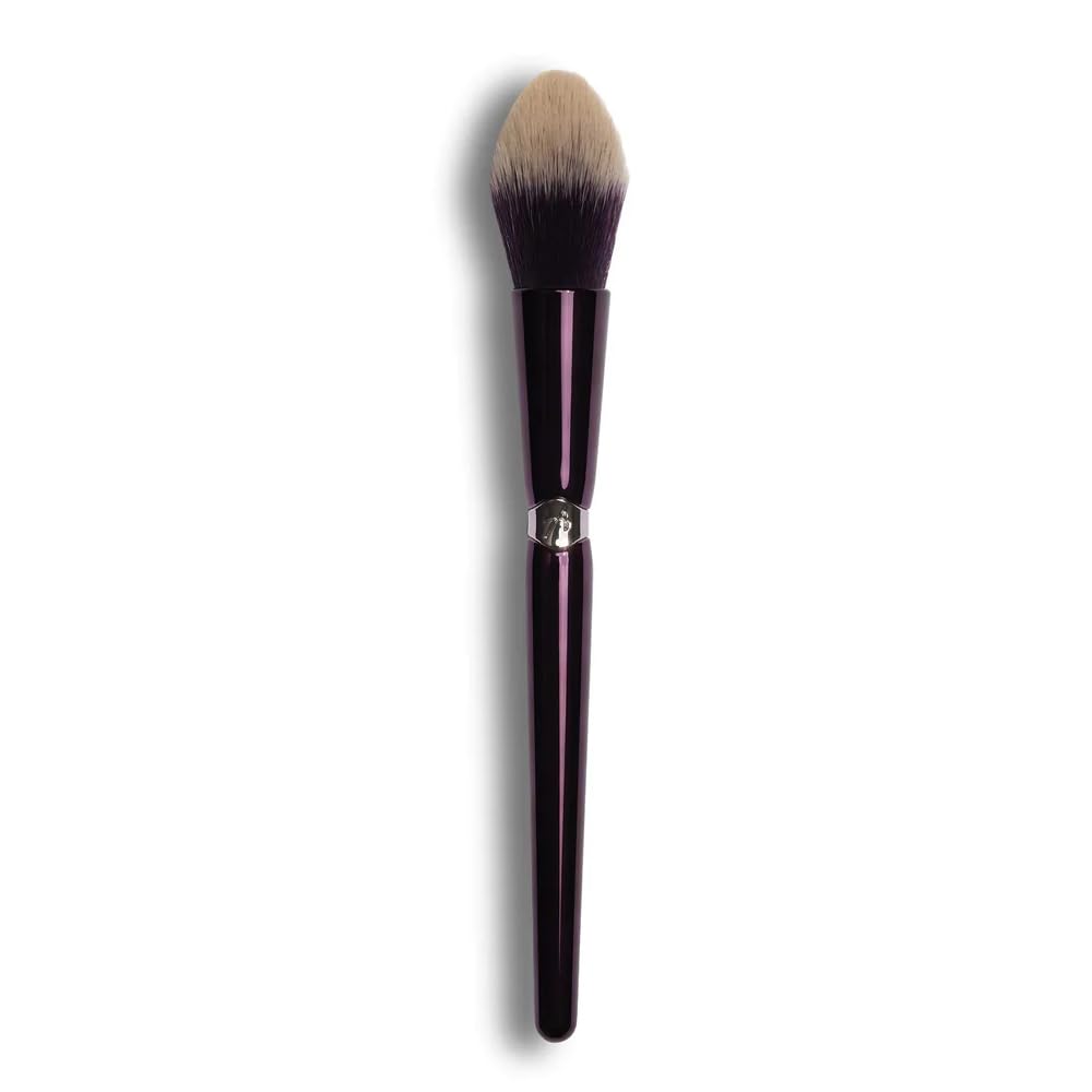 Anisa Beauty Tapered Highlight Makeup Brush Precision Tapered Brush for Seamless Application of Highlighter and Illuminating Powders Soft