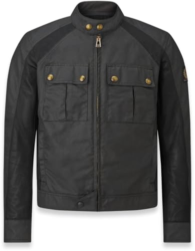270 g/m² di cotone tecnico cerato British Millerain pesante Caratteristica fodera a quadri Design classico Belstaff per i viaggi in moto nella stagione più calda Dettagli in ottone in look anticato Bottoni a pressione con rivestimento in silicone per evitare graffi sul serbatoio Inserti in rete per la ventilazione Doppie impunture per una maggiore robustezza Chiusura a scatto al collo Vita e schiena regolabili per evitare l'ingresso del vento Piping riflettente su polsini e orlo Due tasche laterali con cerniera e tasche interne con cerniera Cintura a forma di rene