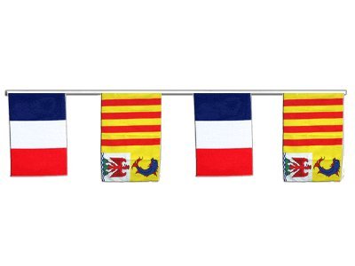Guirlande d'amitié France et Provence Alpes Côte d'Azur Digni Géante de 8,9 m