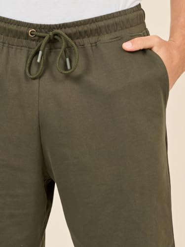 Styli Men Oversized Solid Shorts with Drawstring Waistband XL Olive