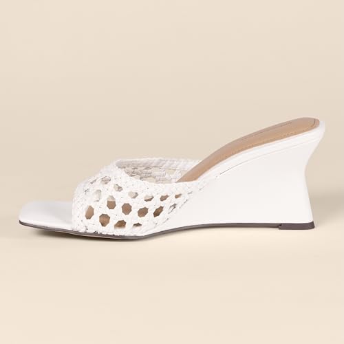 Image of Amazon Essentials Women's Wedge Sandals