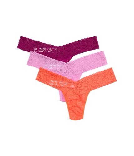 Image of hanky panky - Signature Lace Low Rise Thongs for Women | Lacy Lingerie Underwear | 3 or 5 pack