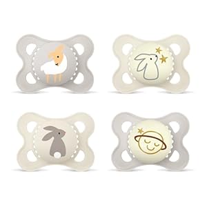 MAM Original Day & Night Matt Schnuller | 0-6 Monate | Schnuller für Neugeborene | 94% Akzeptanz | Babyschnuller beugt Zahnfehlstellungen vor | SkinSoft Silikon | Schaf/Hase | 4 Stück
