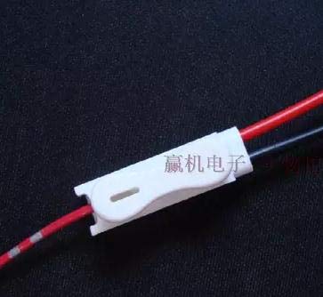 両ハネ トグルスイッチ 2回路2接点[RoHS] / S-338R 50個 LED プッシュクイックコネクトターミナル 6A-250V 1ピン ワンポイント 2