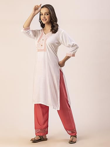 Image of d'WiU Women Rayon Kurta with Embroidery Work