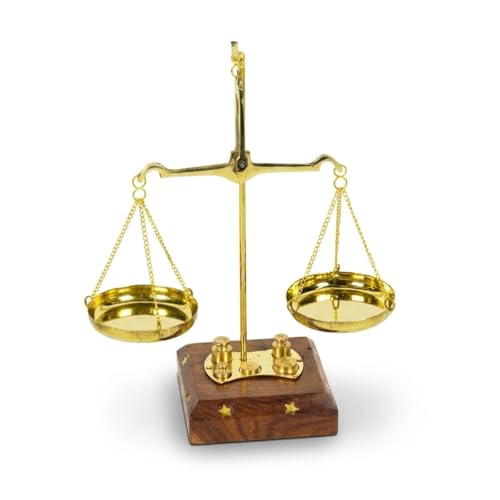 Báscula decorativa balance de latón y madera compacta miniatura 2