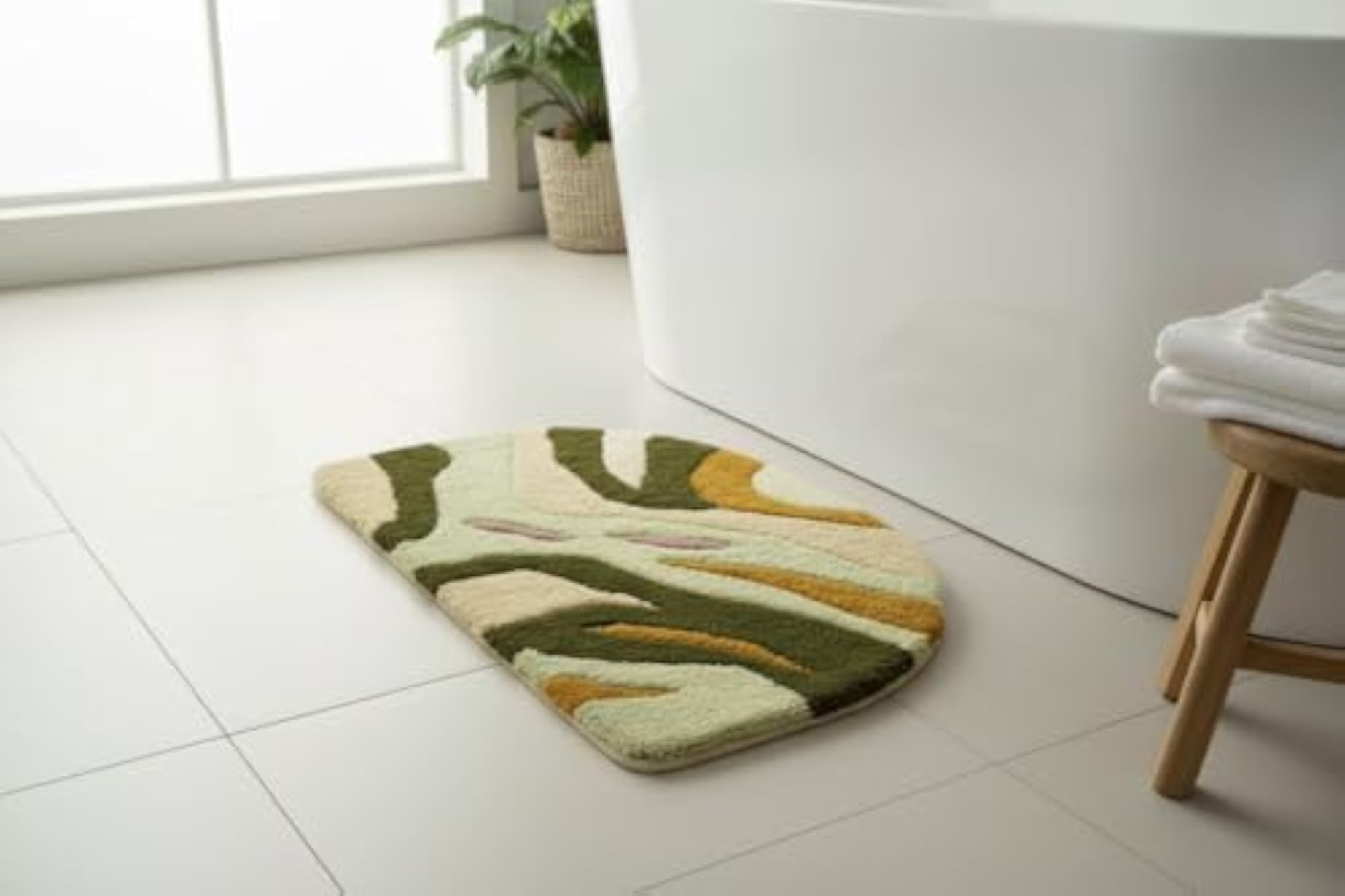 Tufted Half-Round Bath Mat, Soft and Plush