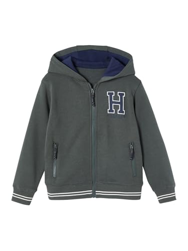Sweat zippé à capuche sport garçon pour éviter le froid après l'effort