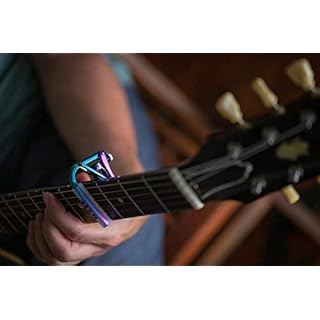 Shubb Capo® »C2P ROYALE PAUA PEARL – NYLON STRING« Capodastre pour guitare classique – Finition: Paua Pearl - Les Beatles, Paul McCartney, John Lennon, RIngo Starr, George Harrison Shubb Capo® »C2P ROYALE PAUA PEARL - NYLON STRING« Capodastre pour guitare classique - Finition: Paua Pearl – Image 3