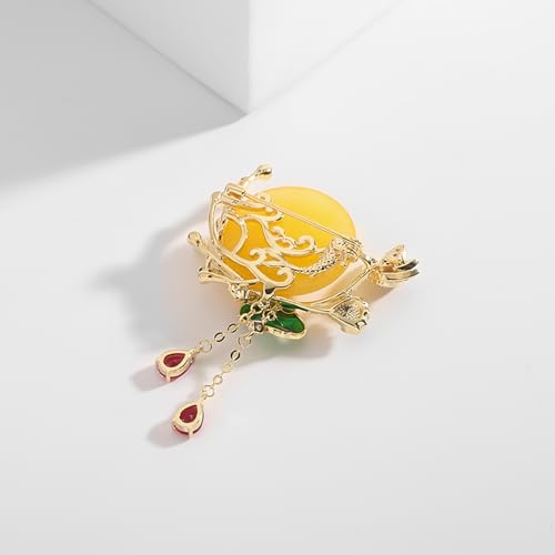Image of HETICA Women Animal Floral Brooch Pin Accessory Perfect as a Gift for Anniversary Celebrations, Parties, Or Everyday Wear