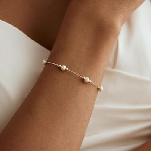 Gold Pearl Bracelets for Women Trendy 14k Gold Plated Dainty Pearl Beaded Bracelets Adjustable Chain Wedding Bridesmaid Bracelet Gold Jewelry Women Gifts Her2