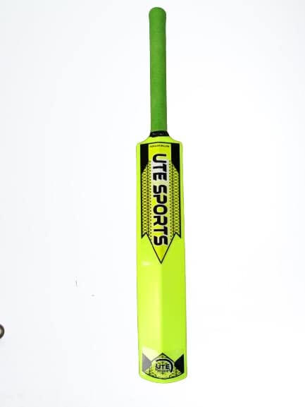 UTE 4 No. Green Plastic Cricket Bat for Kids, (Age Group - 6 to 11) PVC/Plastic Cricket Bat