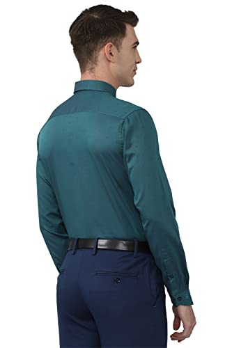Image of Peter England Men's Solid Slim Fit Shirt