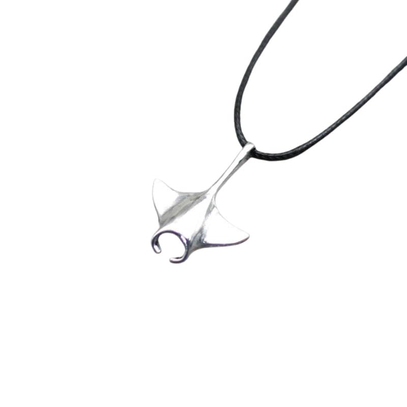 Ocean Bond – Manta Ray Couple Necklace Set for Marine Life Lovers-image-10
