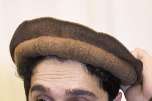 Famz tee Handmade Woollen Chitrali Pakol Cap (Brown, Medium)