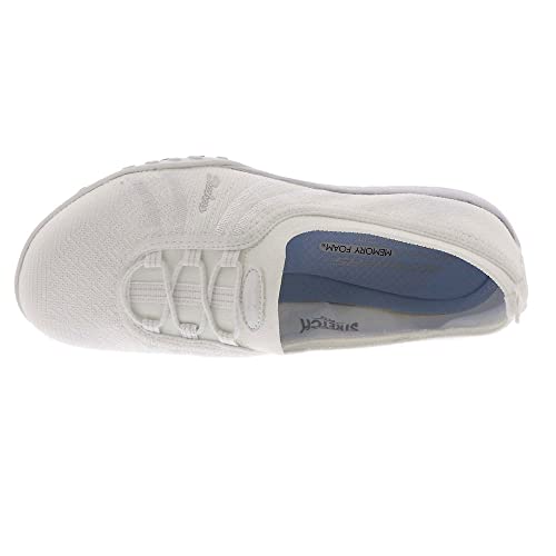 Skechers Women's Breathe Easy-Simple Pleasure Sneaker3
