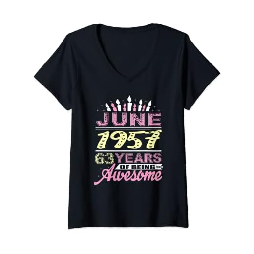 Mujer Junio 1957 63 años de edad regalo fiesta de vela de cumpleaños 63 Camiseta Cuello V