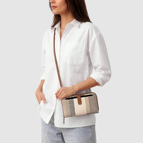 Image of Sakroots Smartphone Crossbody Purse - Women's Cellphone Bag & Wallet For Everyday - Convertible Wristlet With Zipper