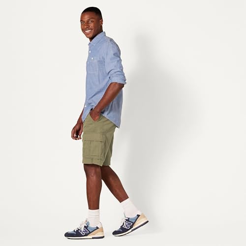 Image of Amazon Essentials Men's 10 inch Classic-Fit Cotton Cargo Shorts with Pockets, Zip Fly, Button Waist (Available in Big & Tall)