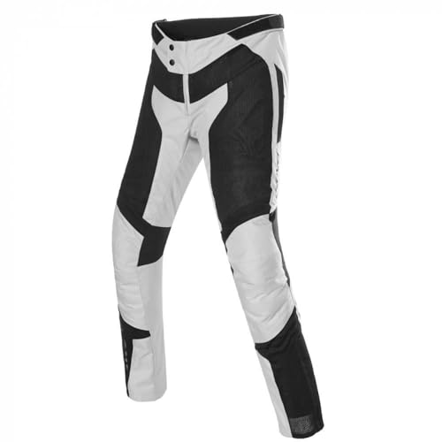 Taglia 58 : Vita= 104/110cm, Fianchi= 124cm, Lunghezza pantalone= 110cm