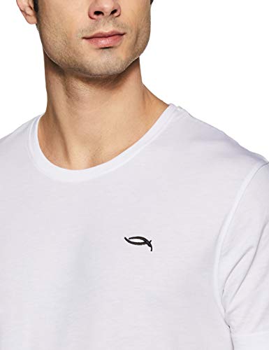 Image of Max Men's Solid Slim Fit T-Shirt