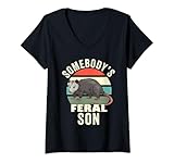 Photo Gallery donna somebody s feral son matching family retro animale gatto selvatico maglietta con collo a v Photo Gallery donna somebody s feral son matching family retro animale gatto selvatico maglietta con collo a v
