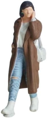 Woman in Trench Coat 1pc, 1:64 Scale, Trench Coat,Miniature People, Miniature Models, Suitable for DIY Landscapes, Creative Scenes, Matching and Macro Photography