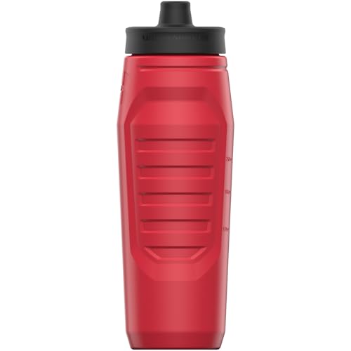 Under Armour Squeeze Water Bottles, 32 oz Water Bottles, Sideline Sports Water Bottle with Quick-Shot Lid, Quick & Easy Hydration, Gym Water Bottles, Squeeze Bottle, 1 32oz Bottle