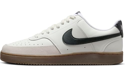 NIKE Herren Court Vision LO NCPS Sneaker, Sail/Black/Lt Orewood BRN/Whit, 42.5 EU