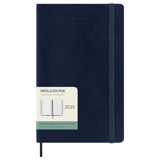 Moleskine Weekly Planner, Agenda Settimanale con Spazio per Note 12 Mesi 2025, Copertina Morbida e Chiusura Elastica, Colore Blu Zaffiro, Formato Large 13x21 cm
