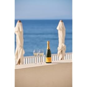 Veuve Clicquot Yellow Label Champagne, 75cl – Veuve Clicquot