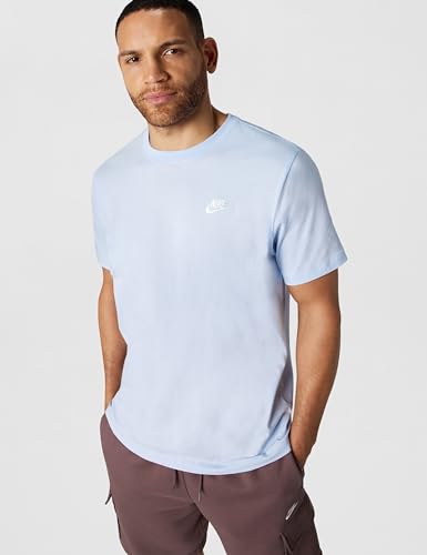 Image of Nike Men's Sportswear Club T-Shirt