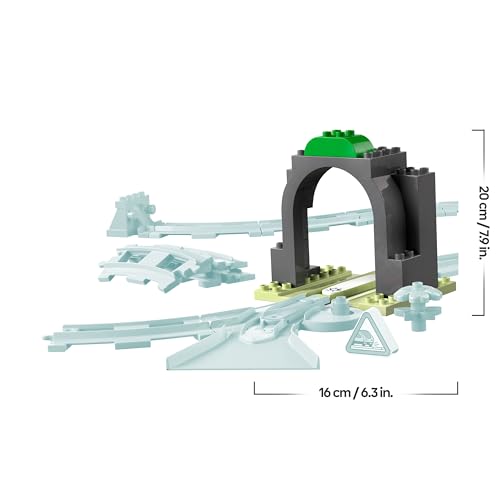 DUPLO Town Pack di Espansione Tunnel e Binari Ferroviari - Gioco Didattico con 10 Pezzi di Rotaie, Scambio a 2 Vie e Mattoncino Interattivo - Regalo per Bambini e Bambine da 2 Anni in su - 10425 - Lego - Immagine 6